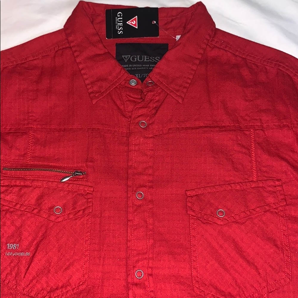 Guess snap button down short sleeve shirt